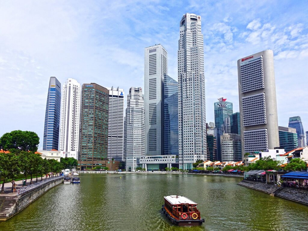 singapore, singapore river, skyline, nature, building, water, financial district, skyscraper, architecture, urban, offices, business, bank, city, reflection, tower, bumboat, blue sky